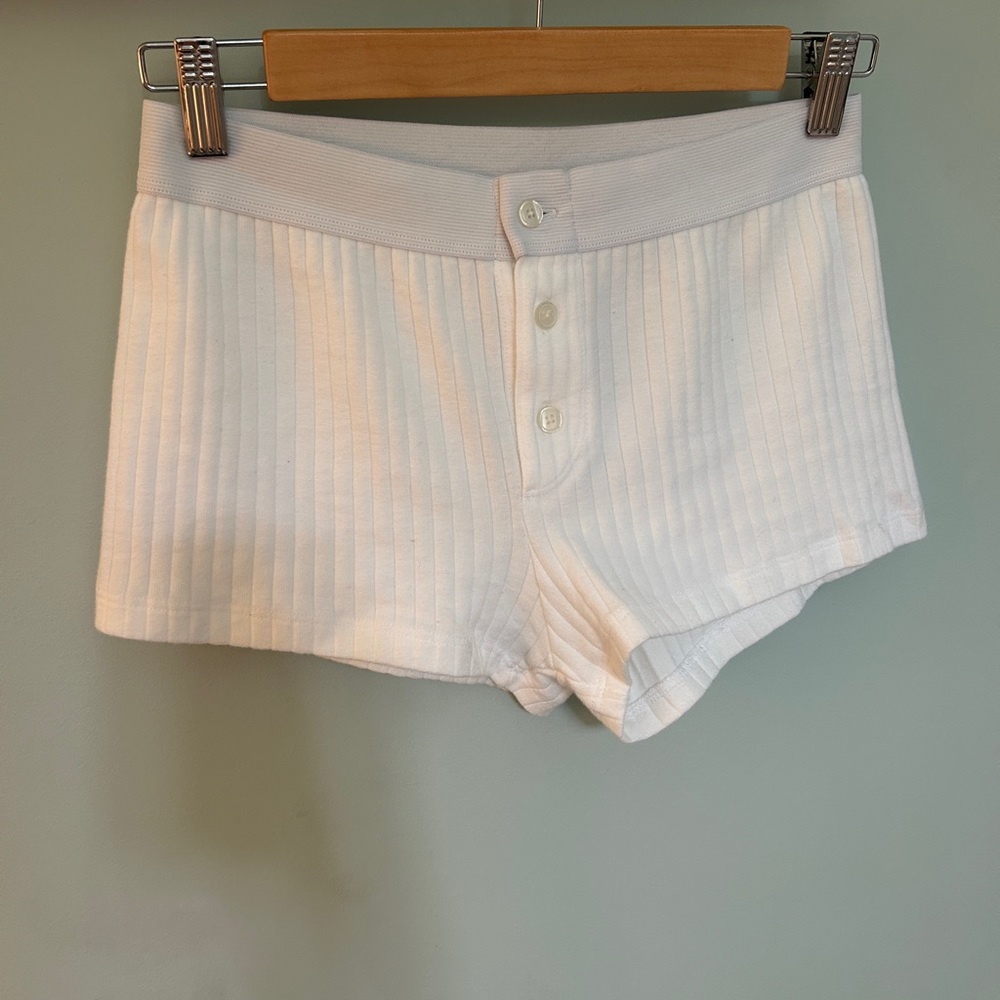 Brandy Melville shorts